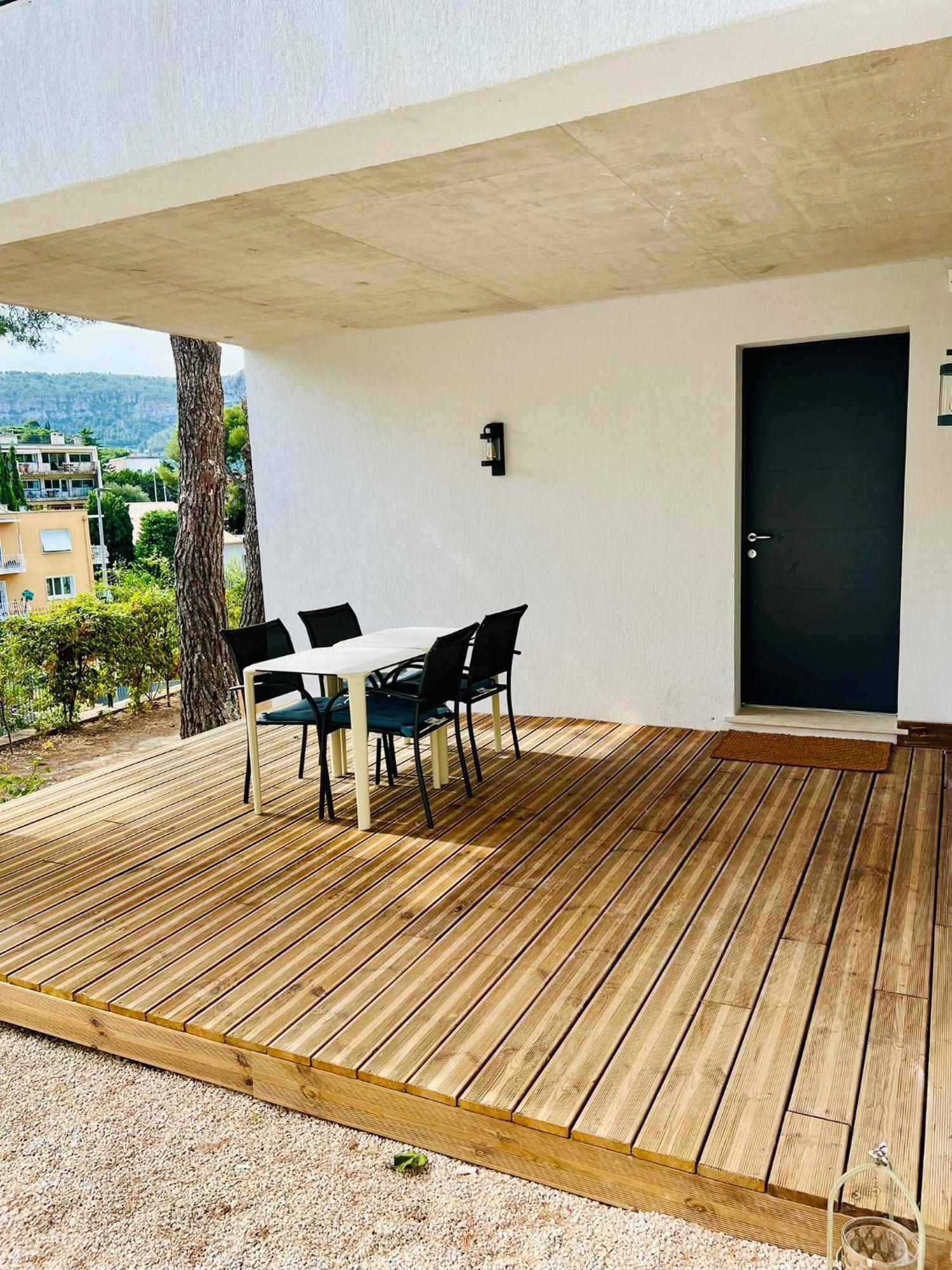Le Grand Canaille Cassis Buitenkant foto
