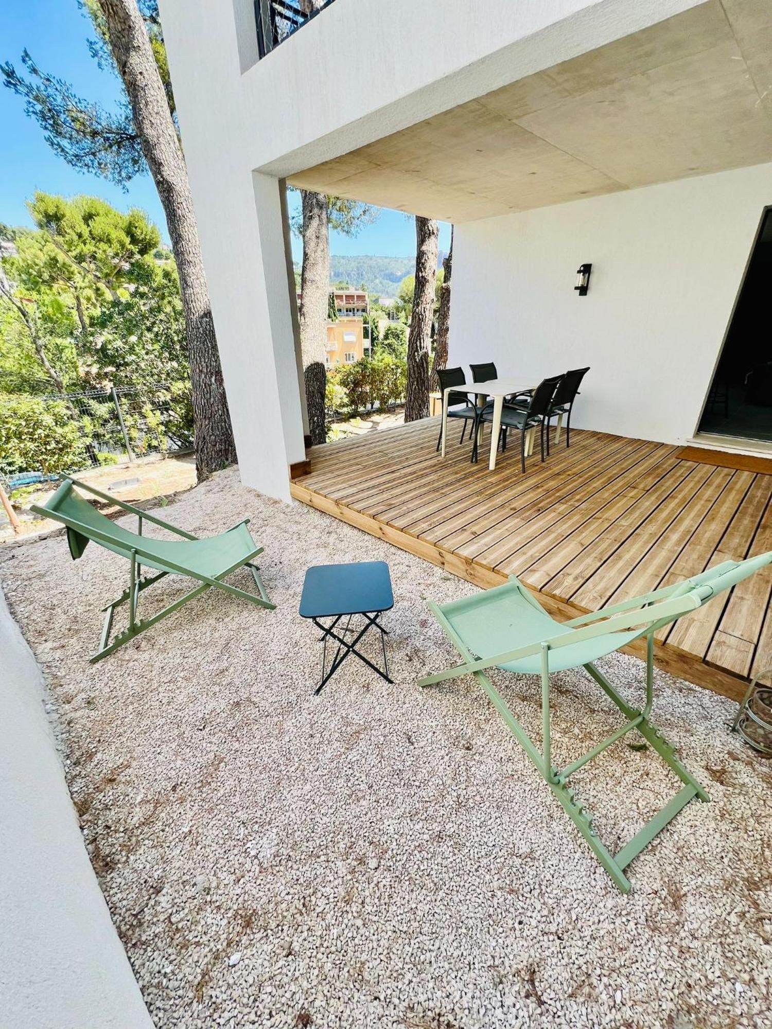 Le Grand Canaille Cassis Buitenkant foto